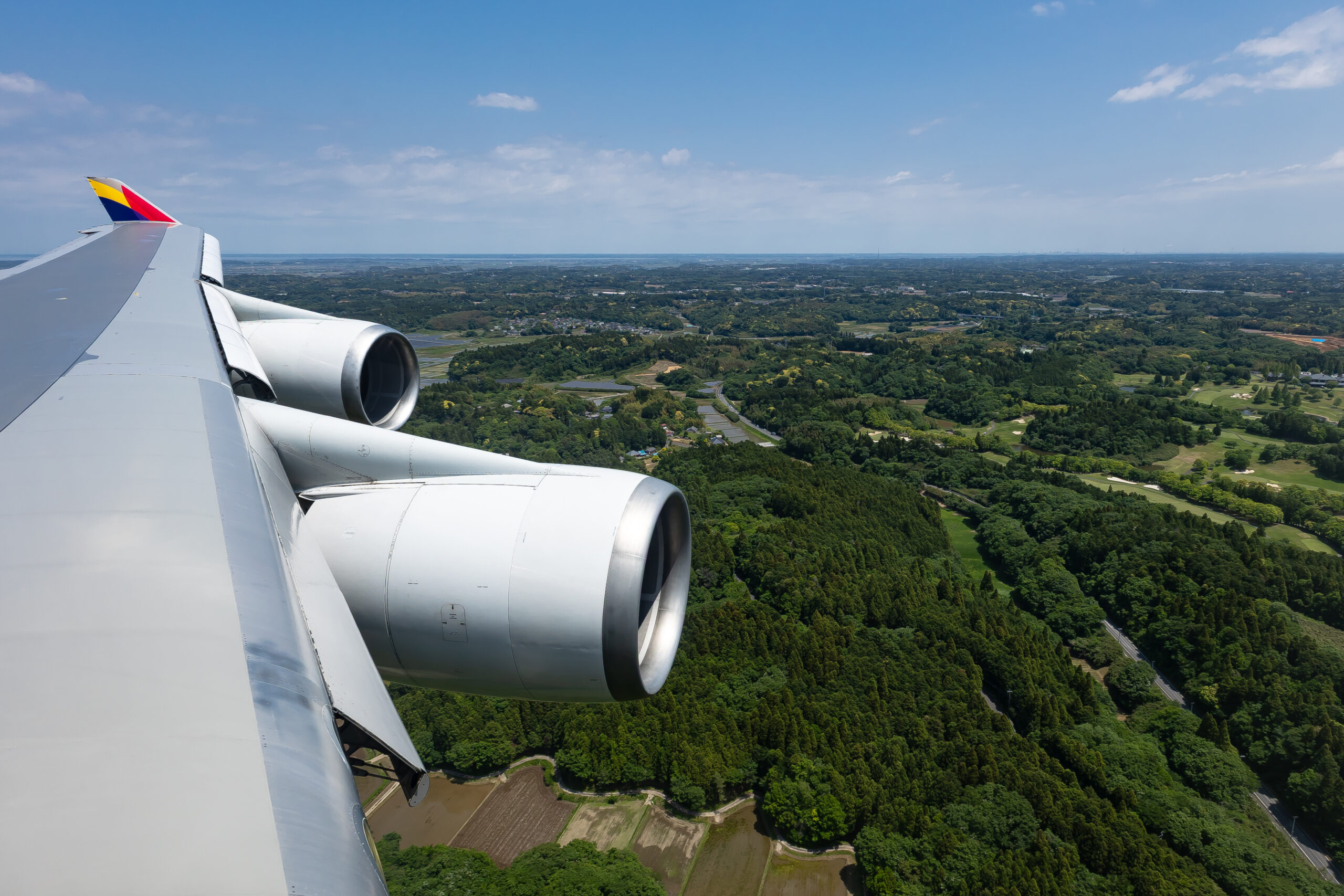 Asiana Boeing 747-400 OZ102